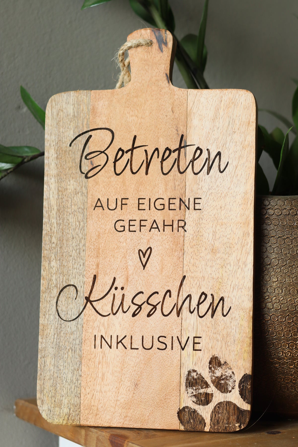 Dekobrett „Betreten auf eigene Gefahr – Küsschen inklusive“