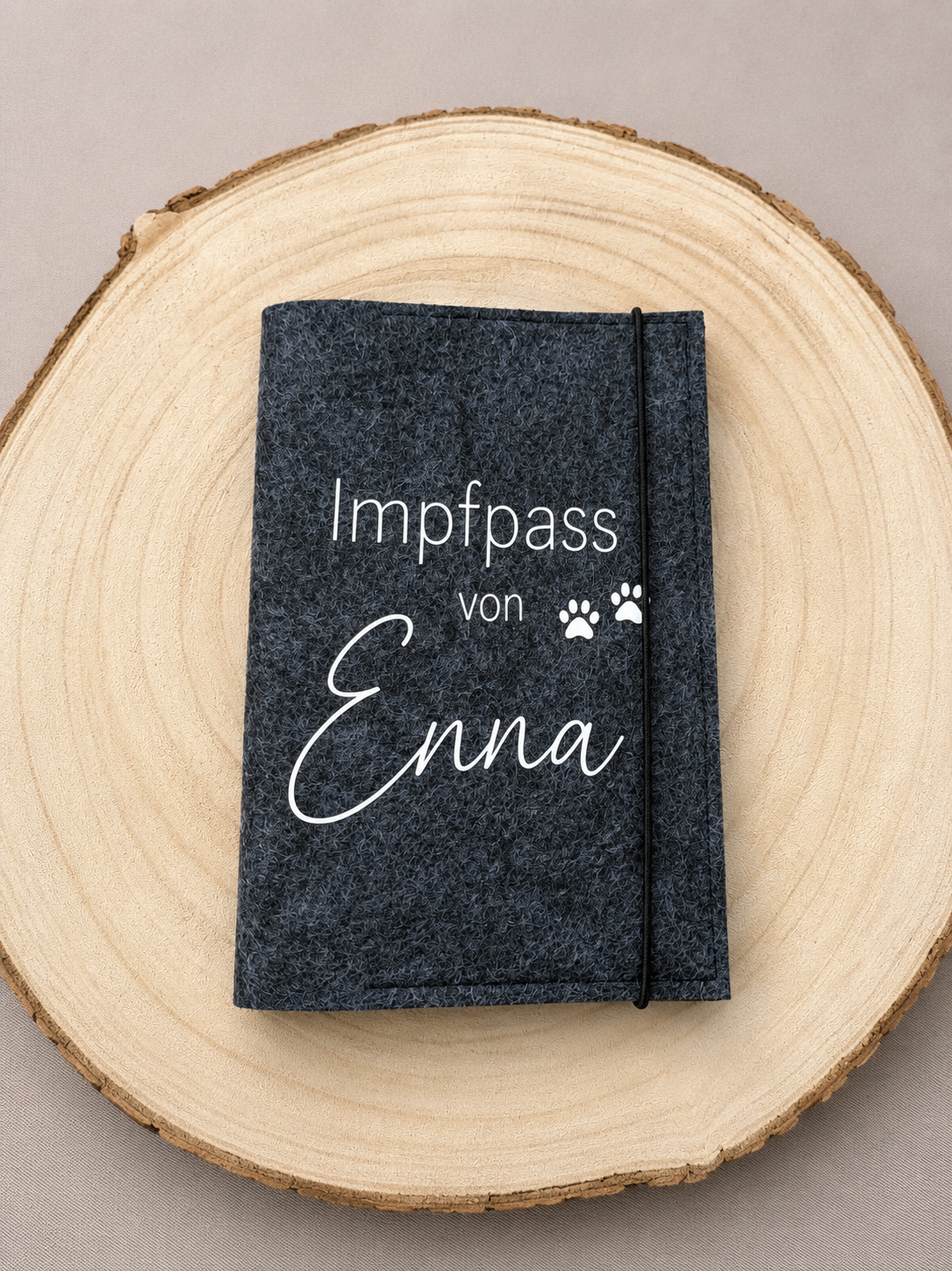 Personalisierte Impfpasshülle aus Filz