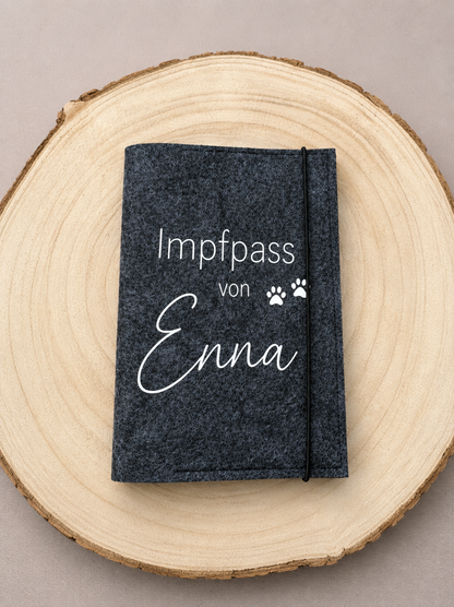 Personalisierte Impfpasshülle aus Filz