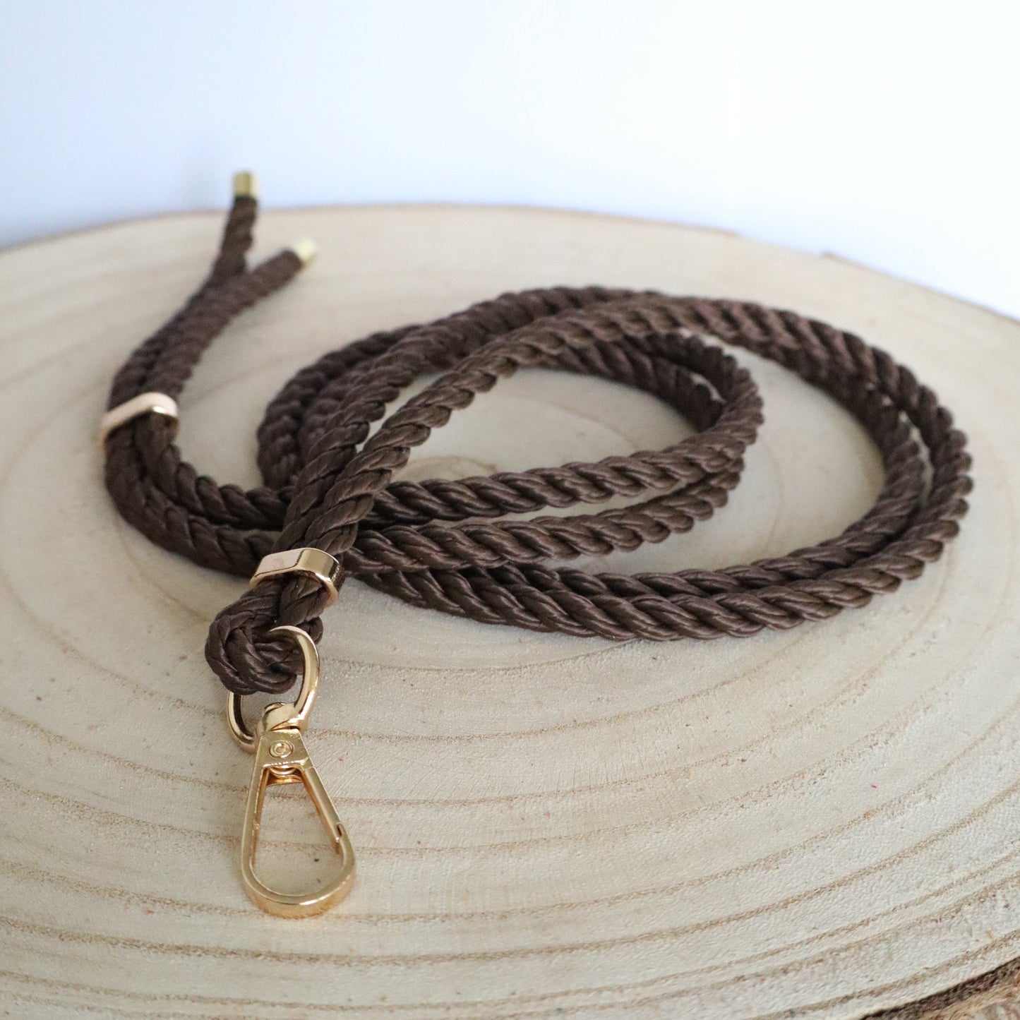 Handgefertigte Handykette – praktisch, stilvoll & individuell